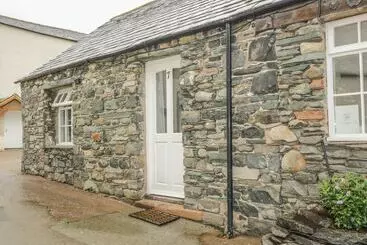Mews Studio Cottage 7