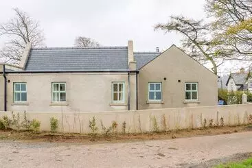 Minnie S Cottage, Killeavy
