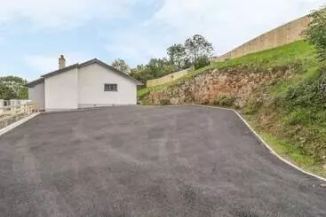 Mökkimajoitus Sannans Lodge