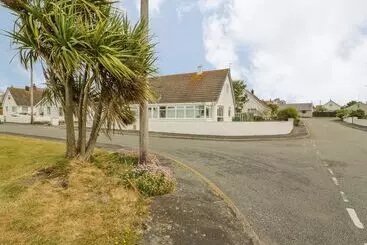 コテージ Ty Taid