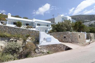 Panzió The Big Blue