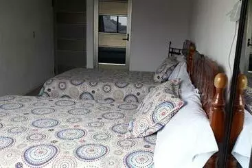 ホテル Posada Sernichari