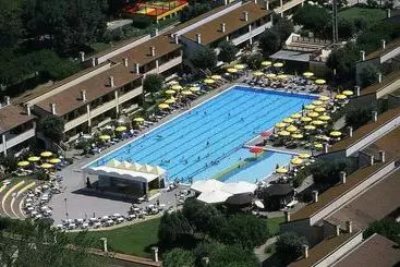 هتل Tizé Village