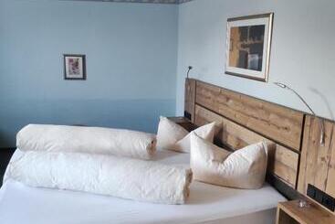 Пансион Gasthof Goldene Krone