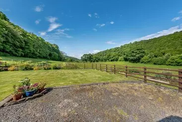 Cwmdu Cottage