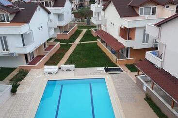 Отель Kalpe Houses Tatil Koyu
