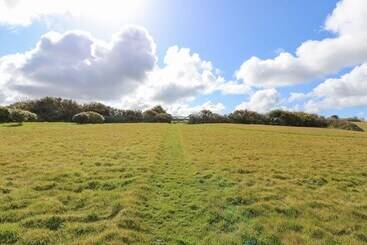 بيت ريفى Mynheer Farm Barn