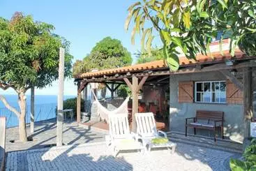 Ourmadeira   Stonecliff Cottage, Countryside Retreat