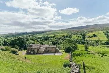 Casa Rural Deerclose West Farmhouse