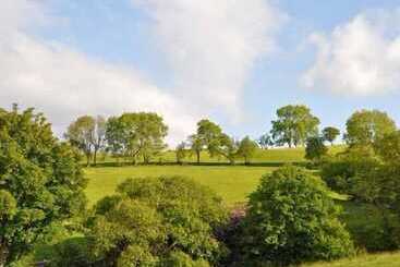 茅舍 Hendre Aled Farmhouse