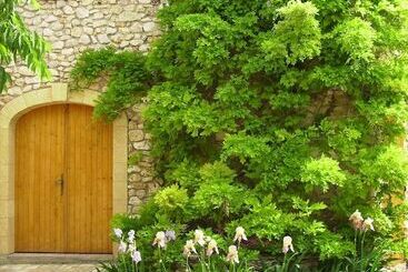 ベッドアンドブレックファースト Gîte Des Figourières