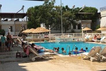 Hotelli Didyma Apollon