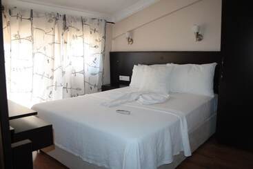 هتل Kucukkuyu Gumus