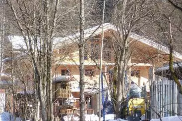 Majatalo Haus Anni Im Paradies