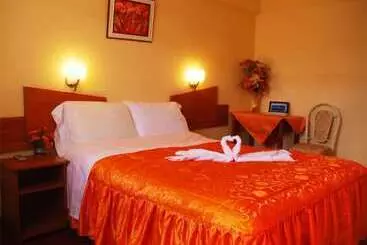 ホテル America Inn Puno