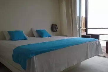 ホテル Punta Sol Departamentos