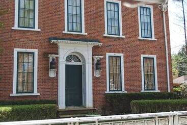 Hotell The Buxton Inn