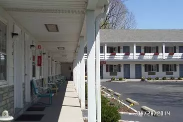 モーテル Roosevelt Inn Of Hyde Park