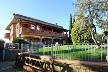 レジデンス Villa Poggio Chiaro