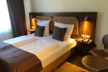 בית מלון כפרי Post