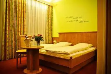 Отель Hohenbogen