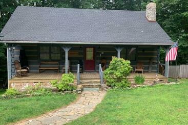 Жильё для туристов Bearadise Cabin