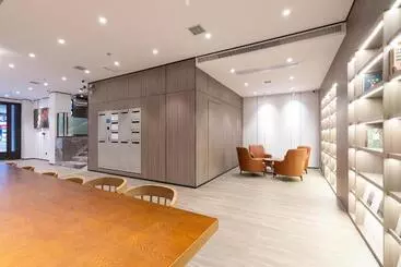 Hanting Hotel Shaoguan Xihe Bus Station