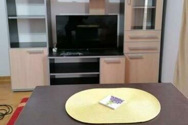 ツーリストアパートメント Apartman Elena