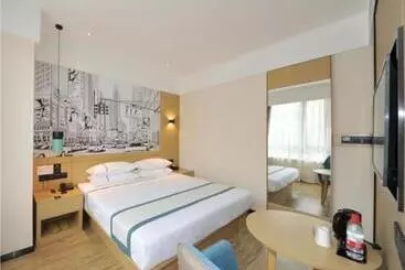 City Comfort Inn Chendu Police Officer College Metro Station