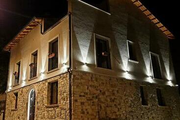 펜션 Destasu  Bed And Wellness