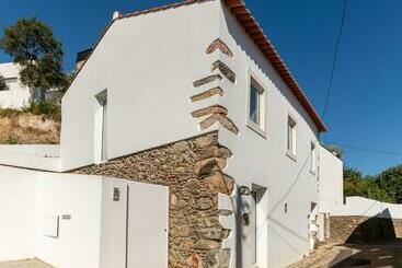 דירות לתיירים Beautiful House