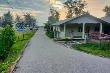 Hotelli Oyo Home 90577 Safi Homestay