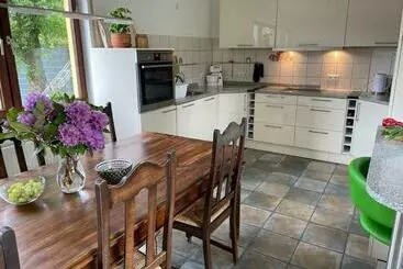 Turistihuoneistot Behagliches Haus Mit Kamin