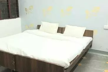 Hotel Spot On 91567  Amoli Heights