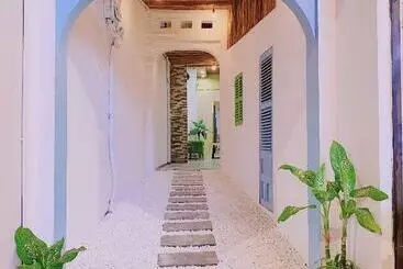 Bed and Breakfast Happy House Homestay