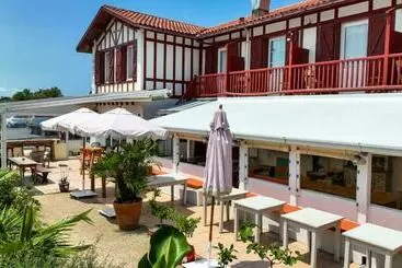 Hotelli La Maison Uhabia