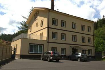 Жильё для туристов Villa Pirken Hammer