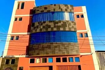 ペンション Samay S Hostal