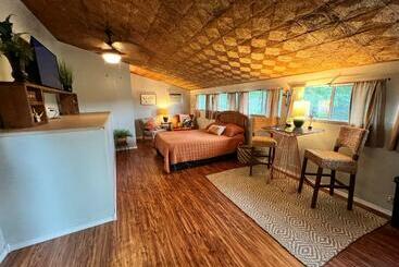 بنسيون The Augustine