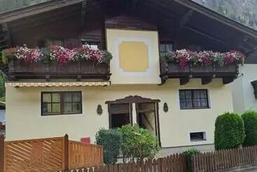 ツーリストアパートメント Ferienwohnung Rohrmoser Mit 2 Schlafzimmern