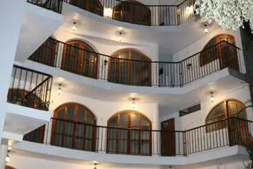 Hotel Astromelia