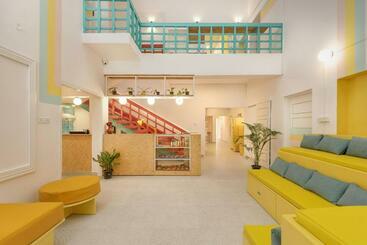 Alberg Locul.midtown Indiranagar