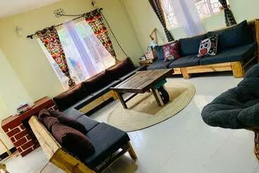 Nocleg ze śniadaniem Haika Home Stay