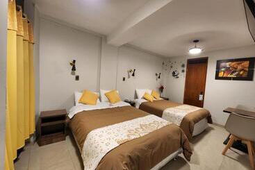 Hotel Hostal Posada Real