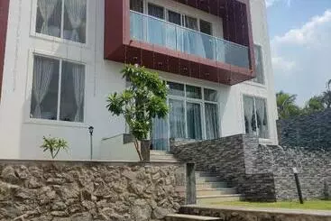Pension Mer Vue Villa, Kovalam, Ecr, Chennai