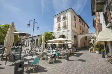 Turistihuoneistot Rivoltella Apt With Pool 600m From Lake   Happy Rentals