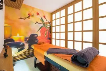 Emar Hotel & Spa