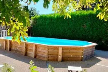 Majatalo O 4 Saisons De Breilbon