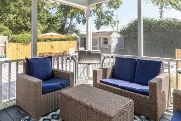 Turistihuoneistot Frogtown Cottage