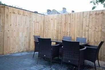 Turistihuoneistot Ideal Lodgings In Accrington